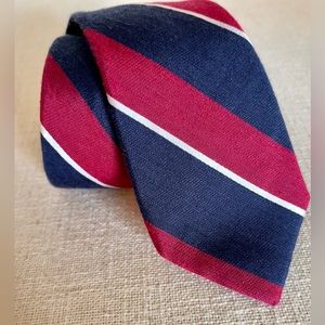 The Tie Bar Tie